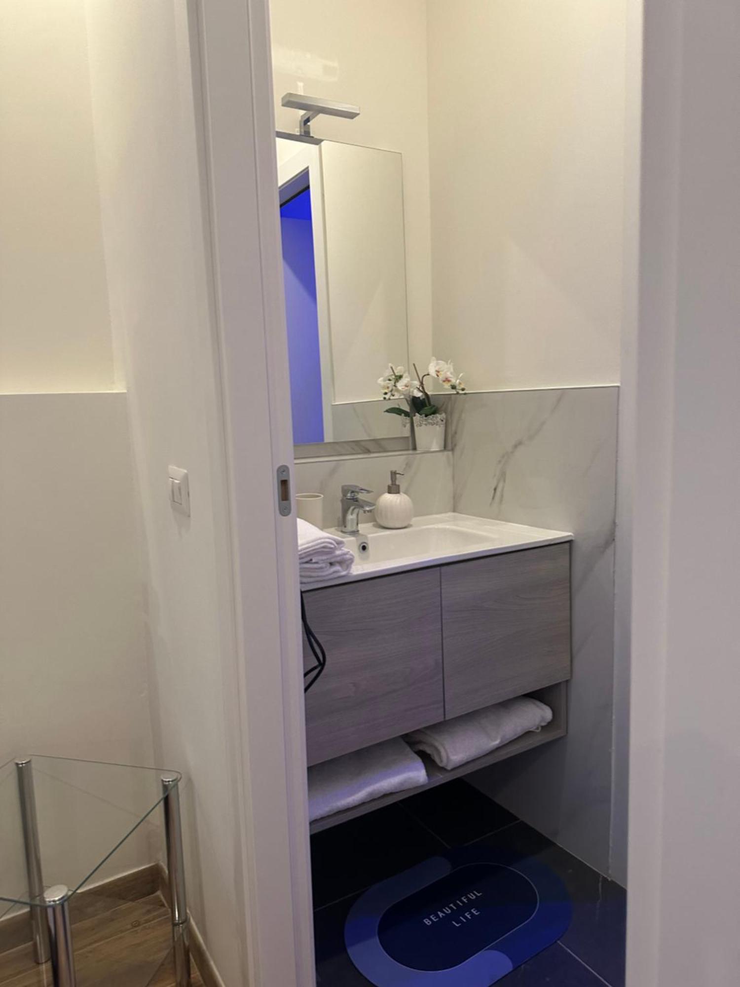 Confortable Room - 5 Milano Ngoại thất bức ảnh