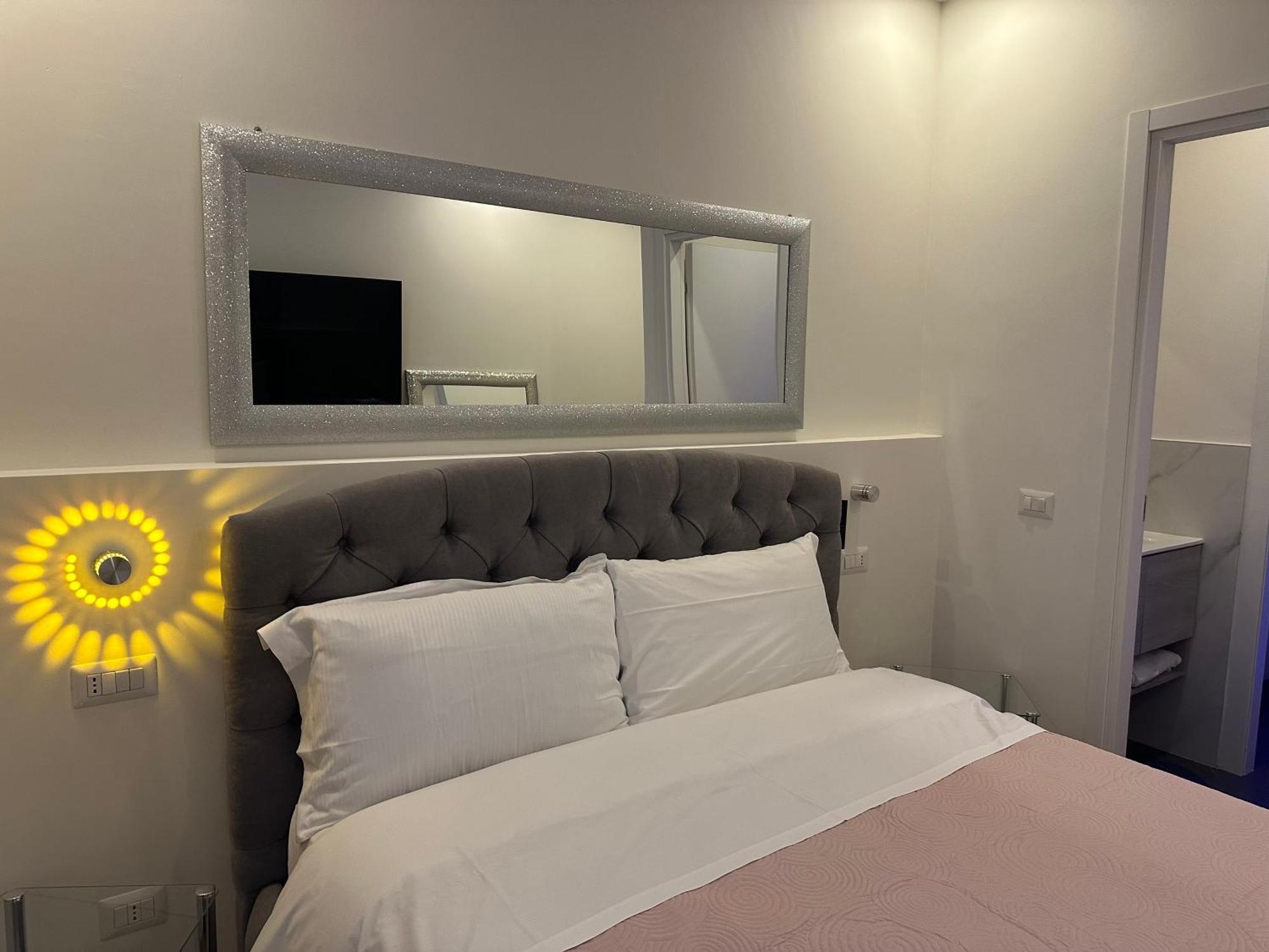 Confortable Room - 5 Milano Ngoại thất bức ảnh
